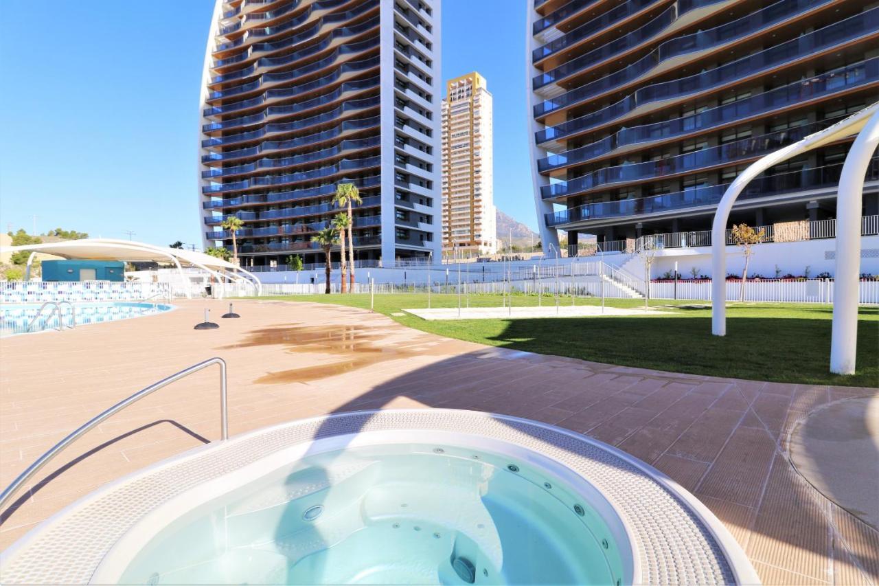 Sunset Waves 18-35 Poniente Beach Resort เบนิดอร์ม ภายนอก รูปภาพ