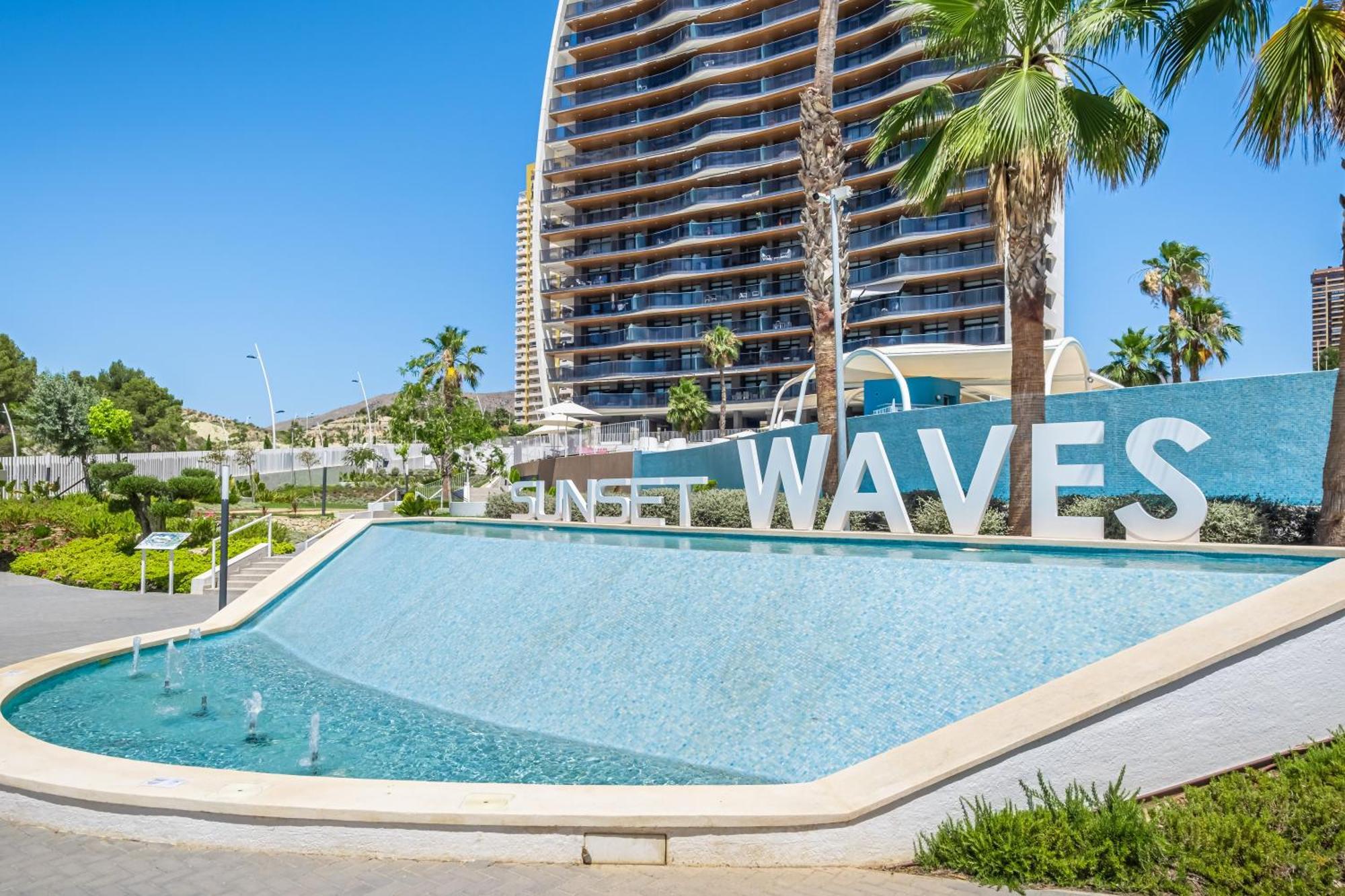Sunset Waves 18-35 Poniente Beach Resort เบนิดอร์ม ภายนอก รูปภาพ