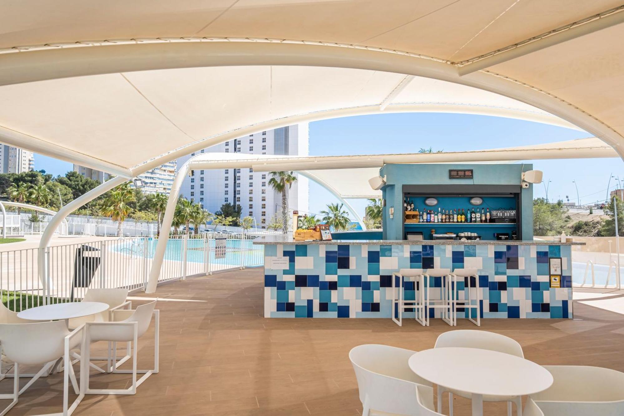 Sunset Waves 18-35 Poniente Beach Resort เบนิดอร์ม ภายนอก รูปภาพ